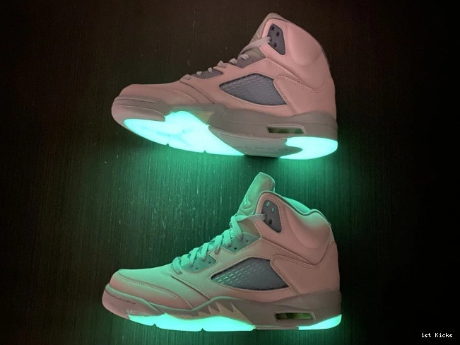 1st Kicks Shoes DV0562-600 Easter 5 Jordan Air 0701
